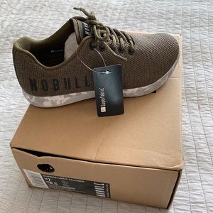 NWT - NOBULL superfabric trainer 8.5